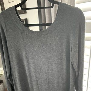CAbi Scoop-Neck Long-Sleeved Tee